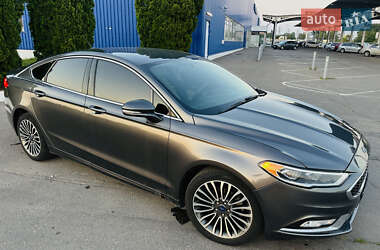 Седан Ford Fusion 2017 в 