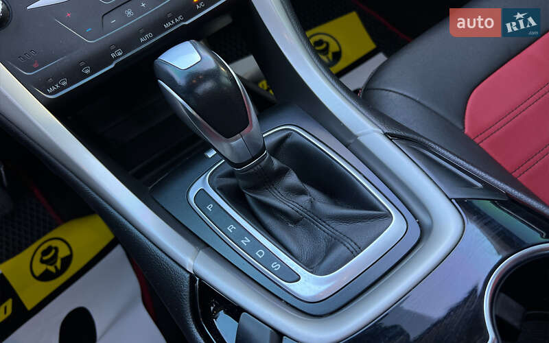 Седан Ford Fusion 2014 в Львове
