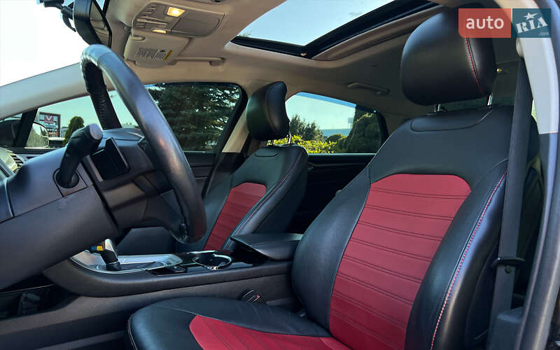 Седан Ford Fusion 2014 в Львове