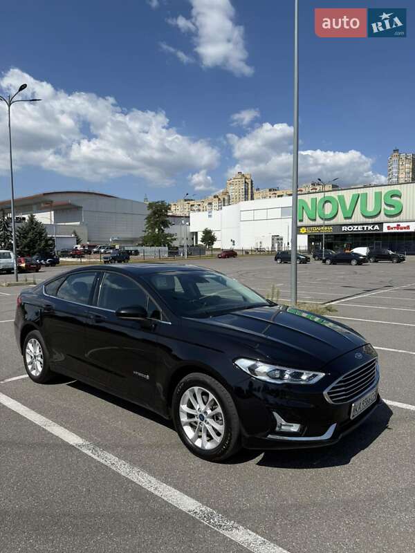 Седан Ford Fusion 2019 в Княжичах