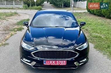 Седан Ford Fusion 2017 в 