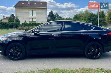 Седан Ford Fusion 2017 в 