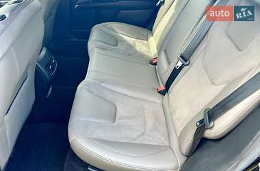 Седан Ford Fusion 2017 в 