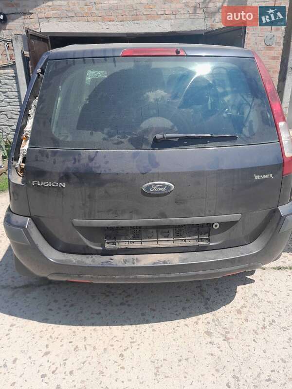 Хэтчбек Ford Fusion 2008 в Прилуках