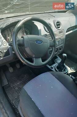 Хетчбек Ford Fusion 2008 в 