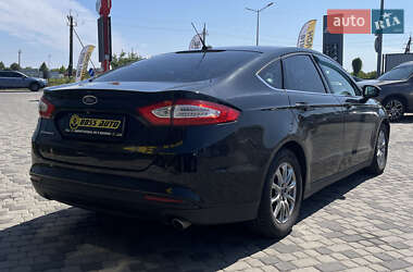 Седан Ford Fusion 2014 в 
