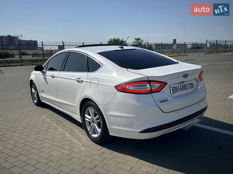 Седан Ford Fusion 2015 в Одессе