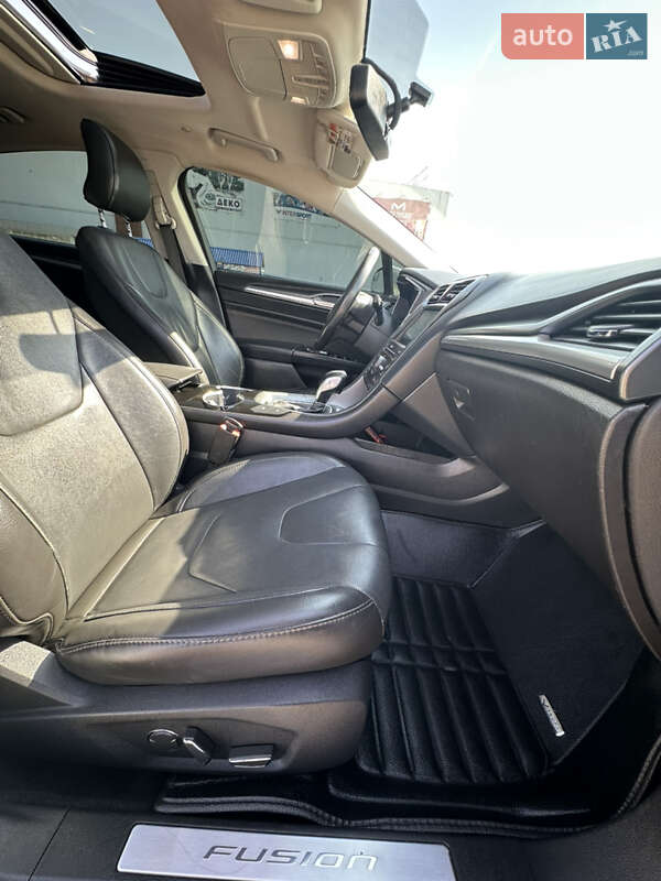 Седан Ford Fusion 2015 в Одессе
