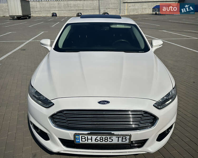 Седан Ford Fusion 2015 в Одессе