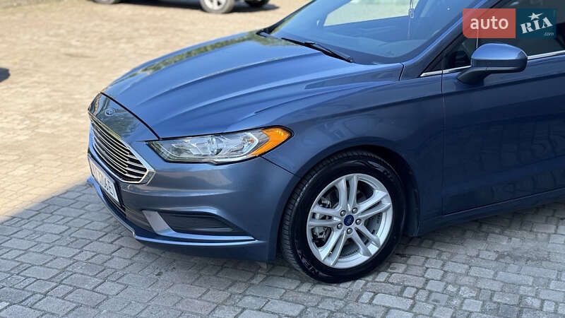 Седан Ford Fusion 2018 в Калуше