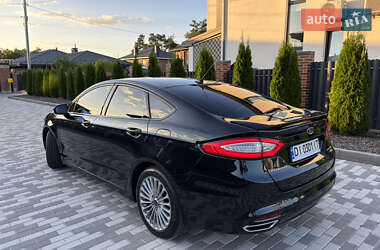Седан Ford Fusion 2013 в 