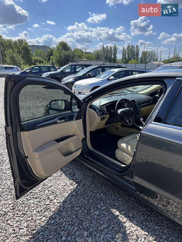 Седан Ford Fusion 2015 в Черкассах