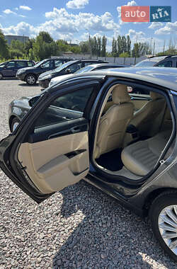 Седан Ford Fusion 2015 в 