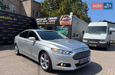 Седан Ford Fusion 2014 в Кривом Роге