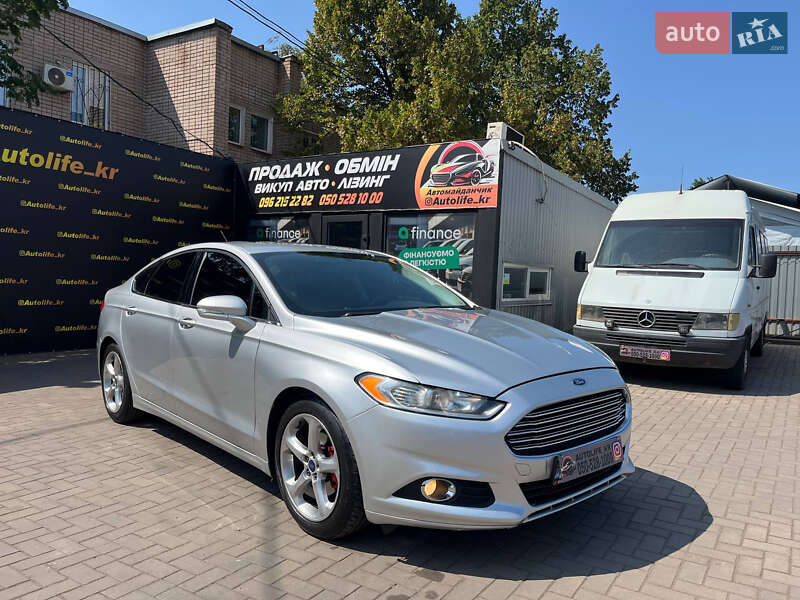 Седан Ford Fusion 2014 в 