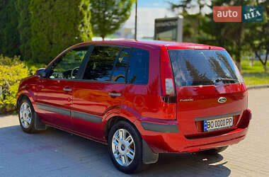 Хэтчбек Ford Fusion 2007 в 
