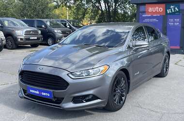 Седан Ford Fusion 2013 в Днепре