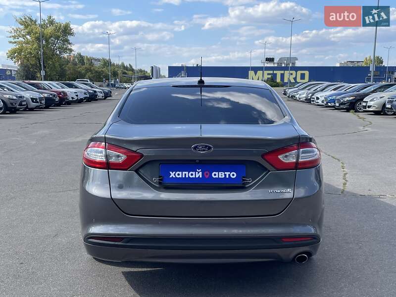 Седан Ford Fusion 2013 в Дніпрі