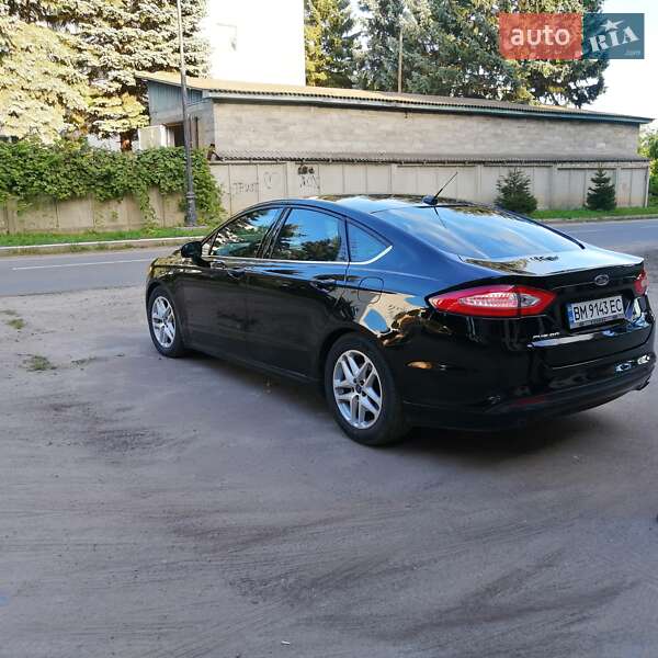 Седан Ford Fusion 2015 в Путивле
