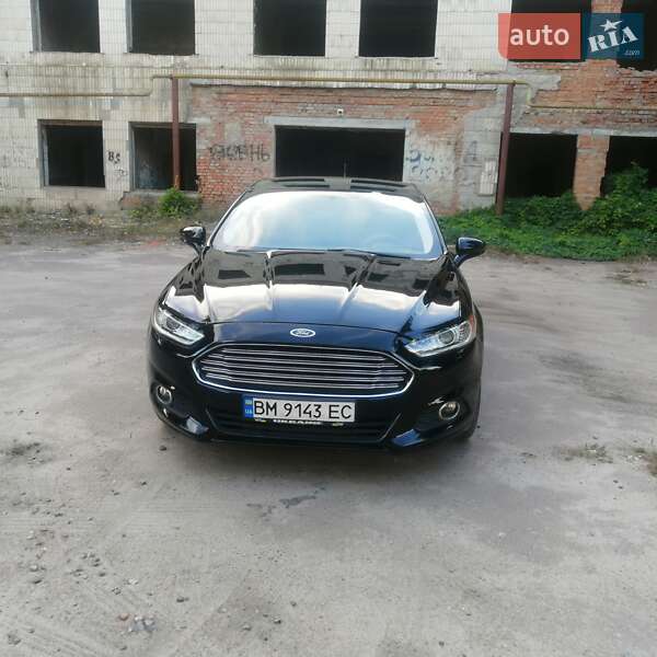 Седан Ford Fusion 2015 в Путивле