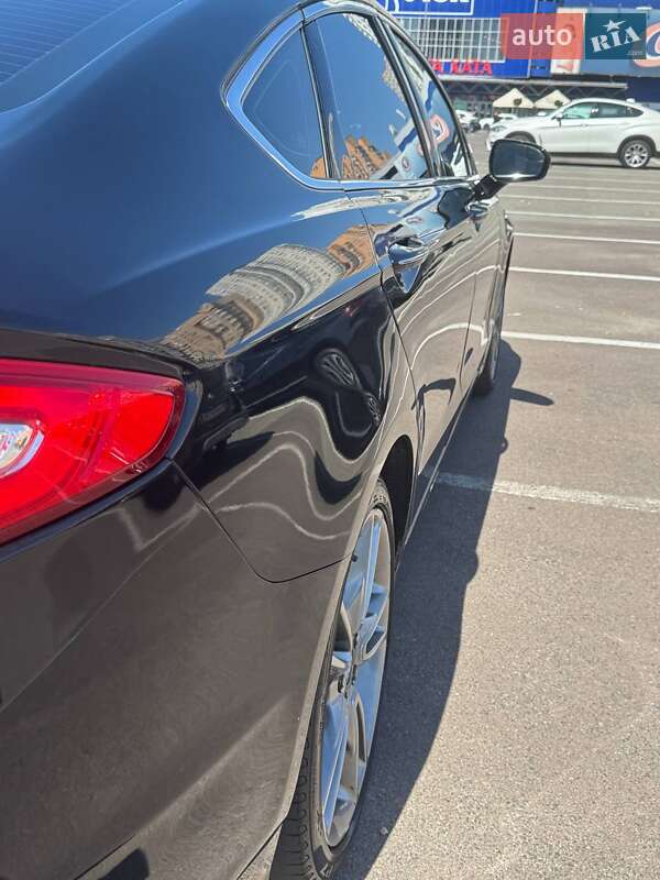 Седан Ford Fusion 2015 в Киеве