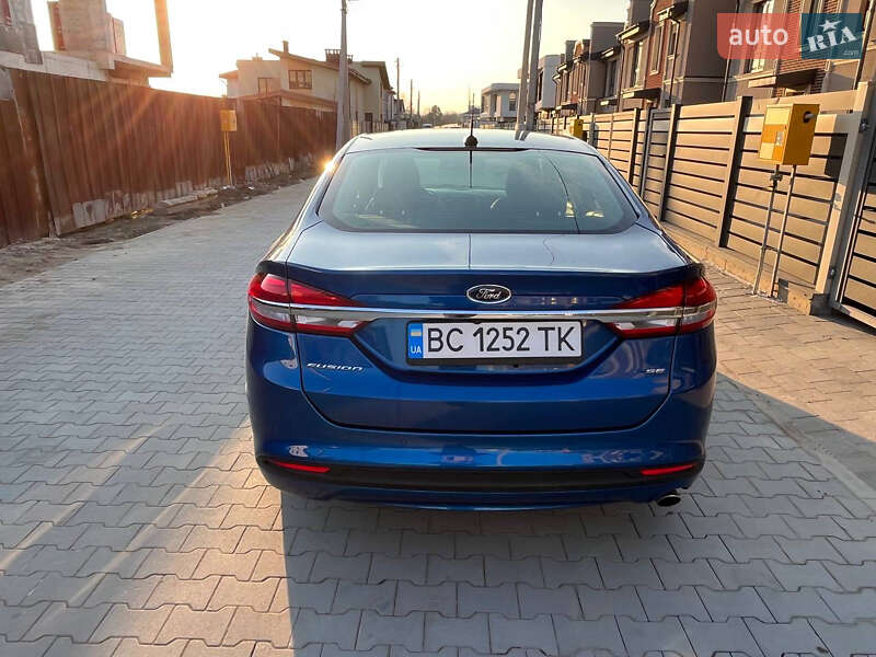Седан Ford Fusion 2017 в Львове