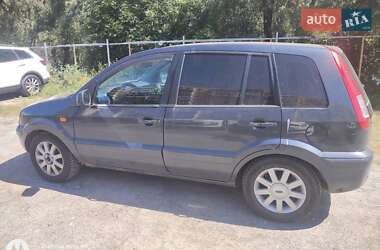 Хетчбек Ford Fusion 2010 в 