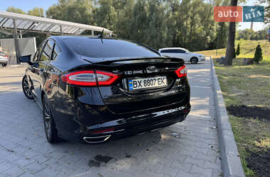 Седан Ford Fusion 2015 в 