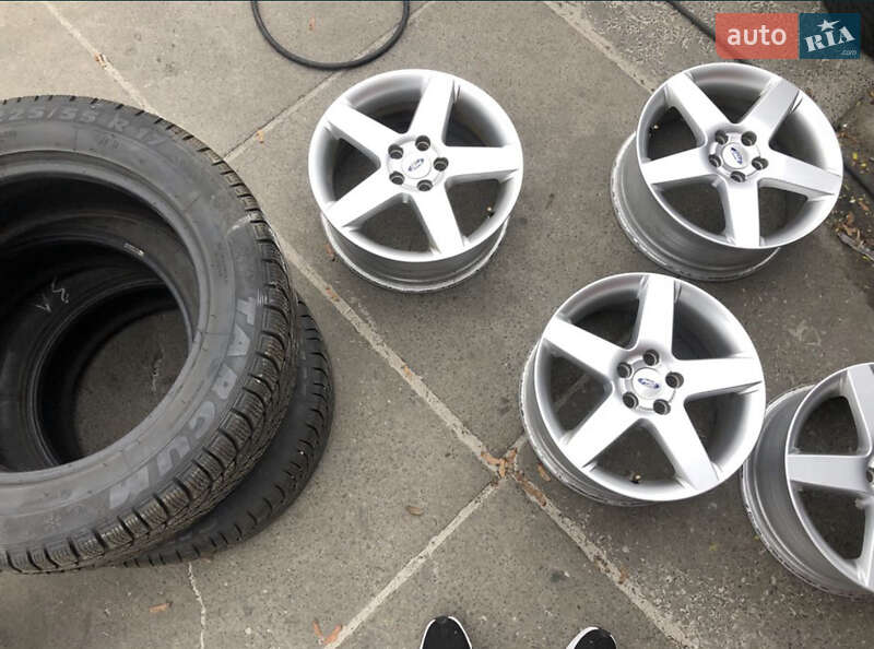 Седан Ford Fusion 2014 в Києві фото 2 Седан Ford Fusion 2014 в Києві