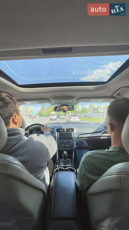 Седан Ford Fusion 2014 в Києві фото 10 Седан Ford Fusion 2014 в Києві