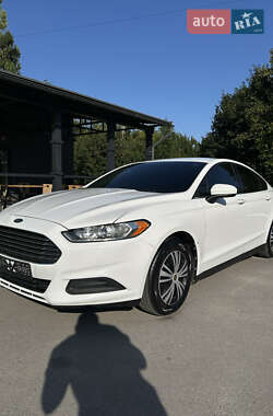 Седан Ford Fusion 2013 в Кам'янець-Подільському