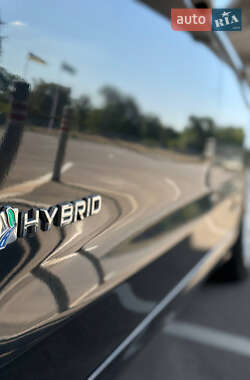 Седан Ford Fusion 2012 в 