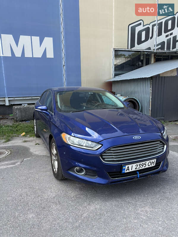 Седан Ford Fusion 2013 в Киеве