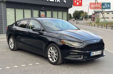 Седан Ford Fusion 2016 в 