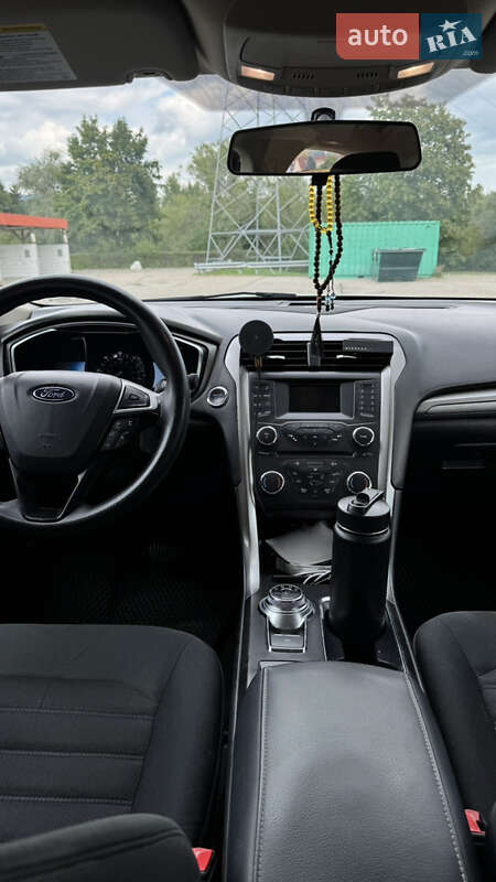 Седан Ford Fusion 2017 в Полтаві