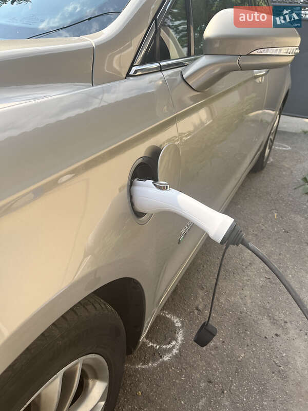 Седан Ford Fusion 2015 в Василькове