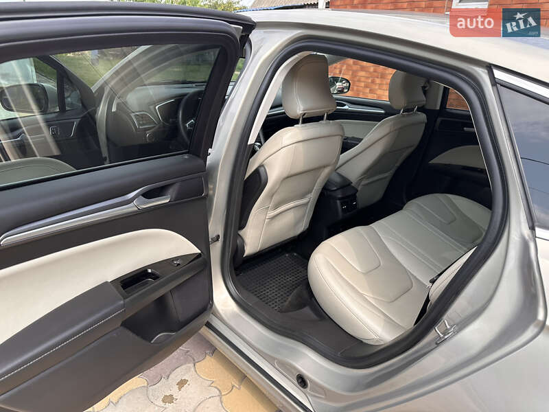 Седан Ford Fusion 2015 в Василькове