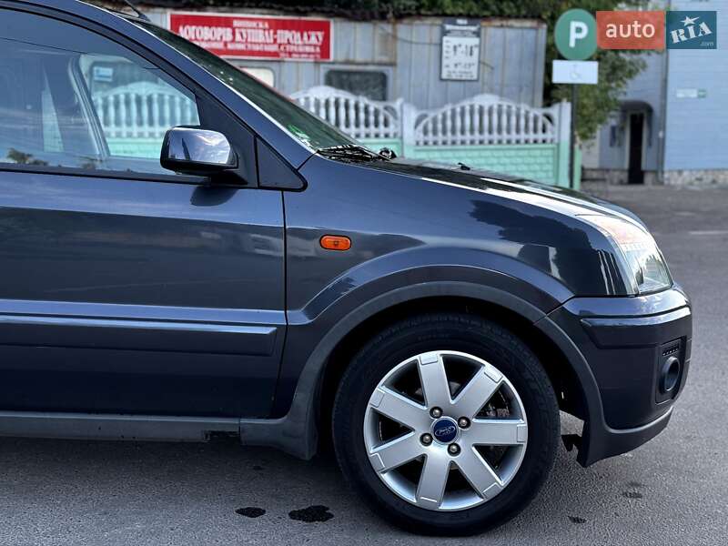 Хетчбек Ford Fusion 2009 в Дубні