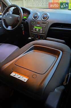 Хэтчбек Ford Fusion 2006 в 