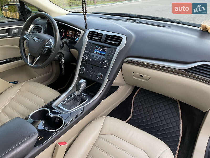 Седан Ford Fusion 2013 в Борисполе