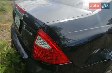 Седан Ford Fusion 2009 в 