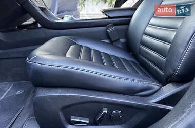 Седан Ford Fusion 2018 в 