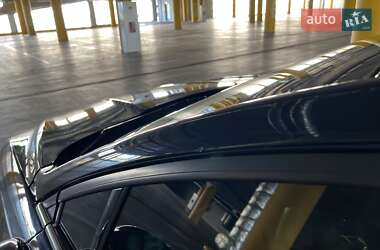 Седан Ford Fusion 2013 в 
