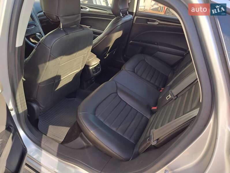 Седан Ford Fusion 2013 в Киеве