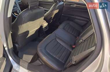 Седан Ford Fusion 2013 в 