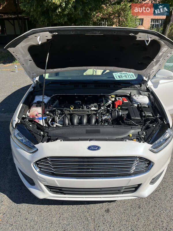 Седан Ford Fusion 2016 в Пирятине фото 24 Седан Ford Fusion 2016 в Пирятине