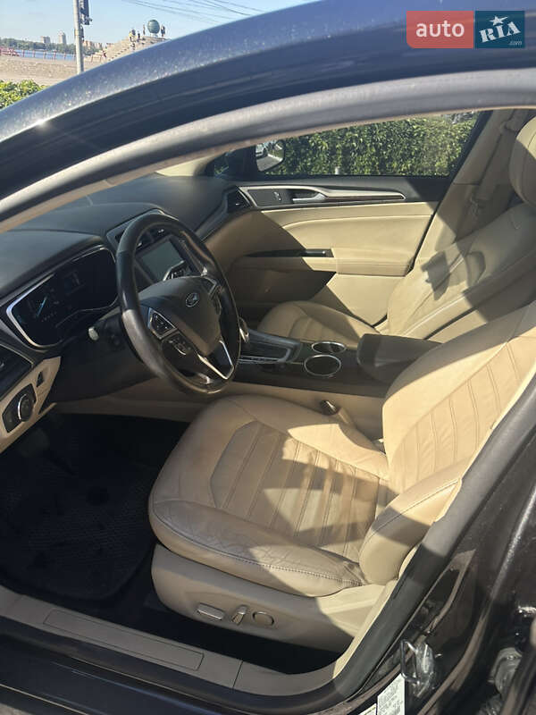 Седан Ford Fusion 2013 в Дніпрі