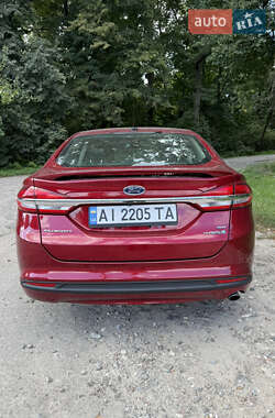 Седан Ford Fusion 2018 в 