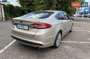 Седан Ford Fusion 2017 в 