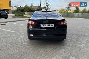 Седан Ford Fusion 2016 в 